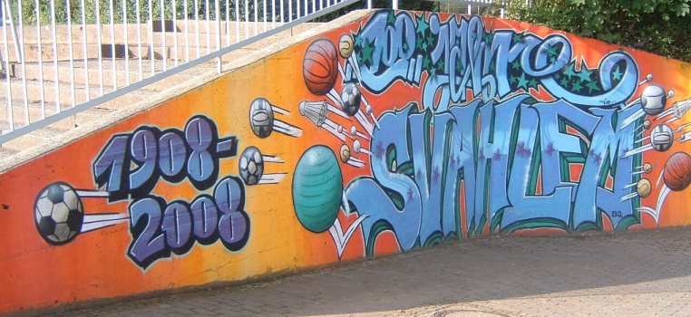 Sportplatzgraffiti
